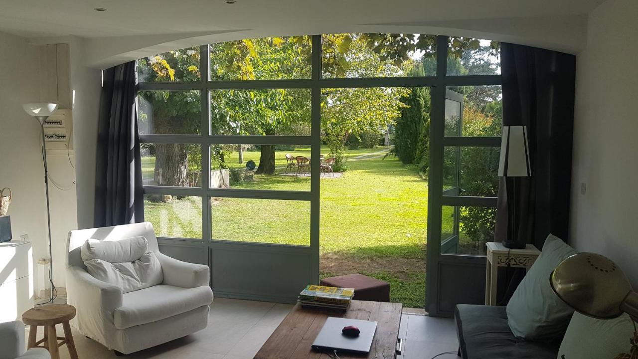 Gite Cocooning Avec Piscine Bouge-Chambalud Exteriér fotografie